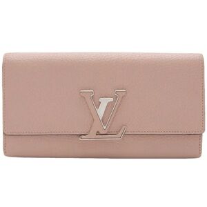 Louis Vuitton Capucines Wallet in Magnolia